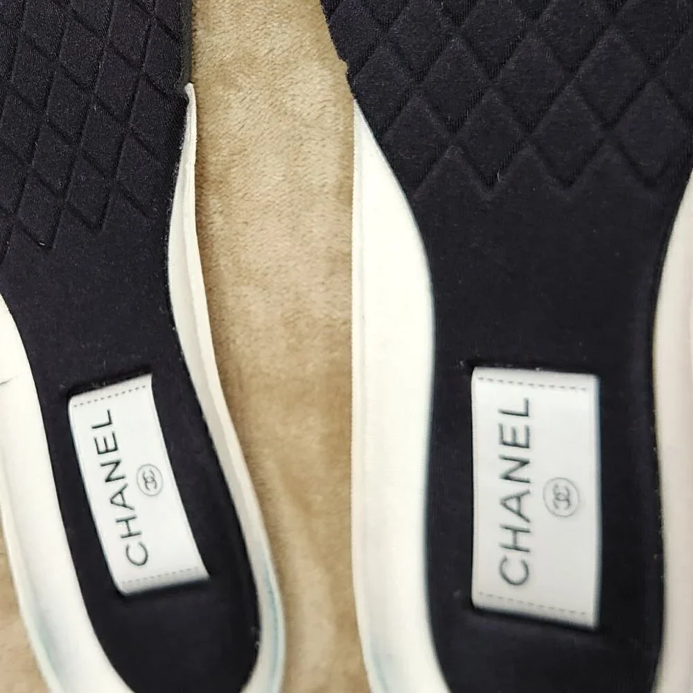 Chanel Sneakers, - Authentic